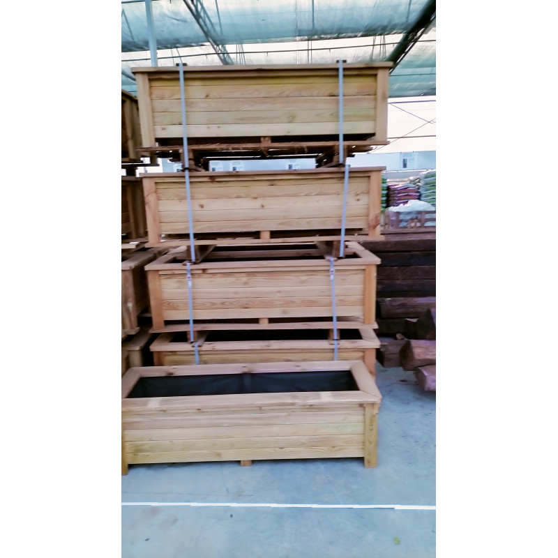 bac en bois traité longueur extérieure 150 cm - intérieur 130 cm - hauteur 50 cm